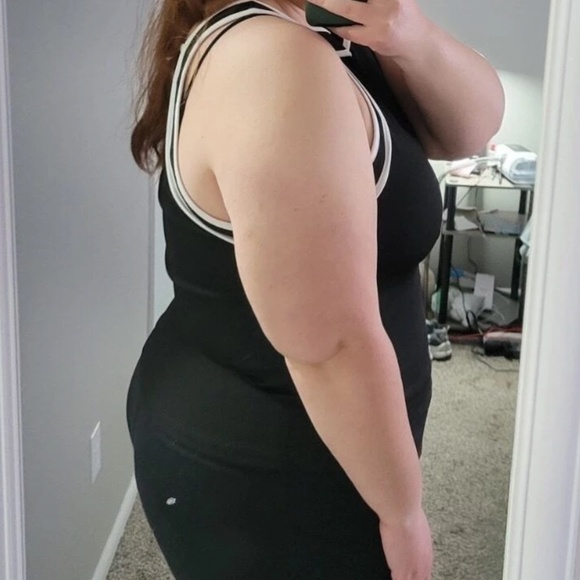 Solid Color Block Ribbed Sleeveless Tank top - Picture 7 of 13